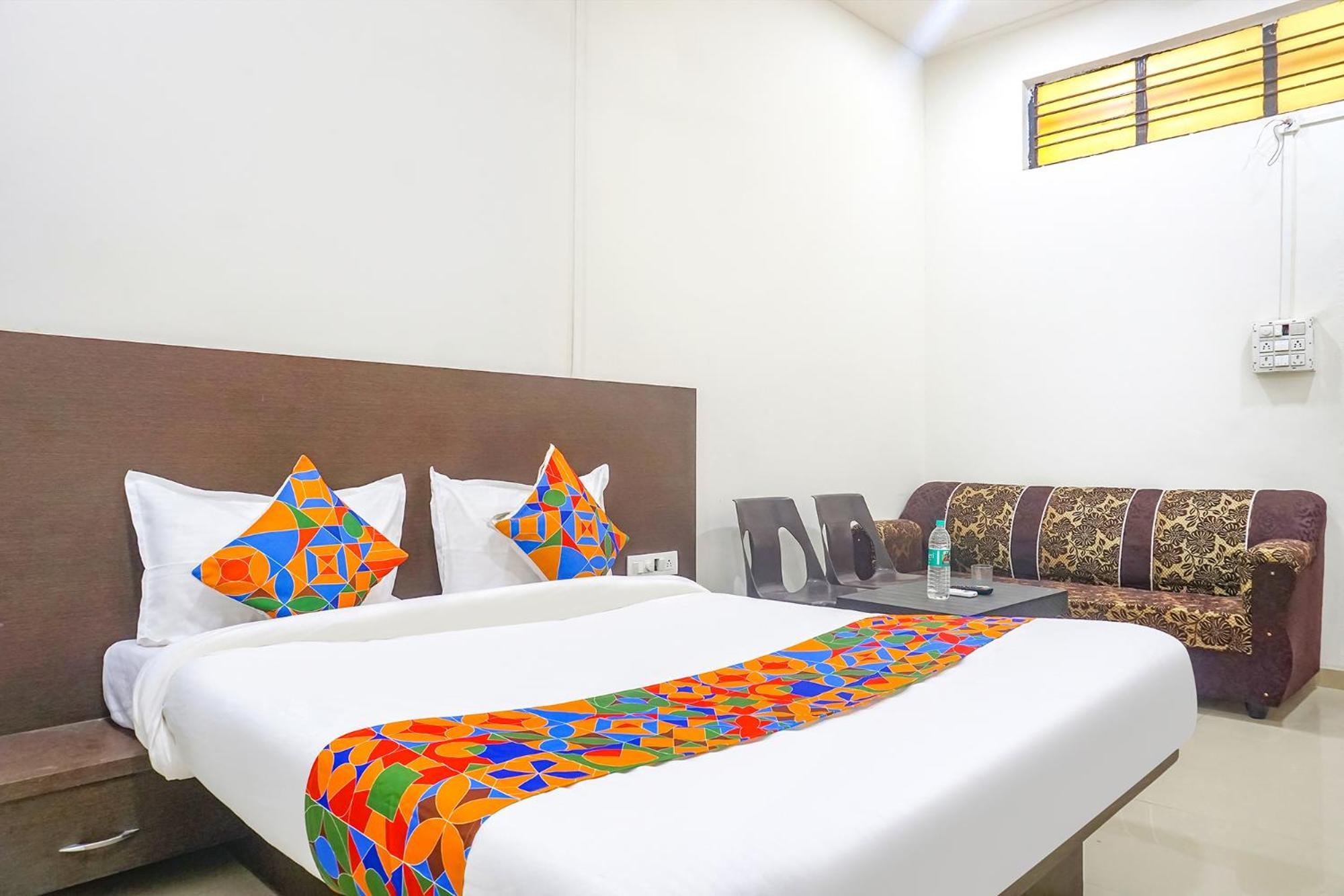 Fabhotel Om Sai - Nr Nashik Railway Station Dış mekan fotoğraf