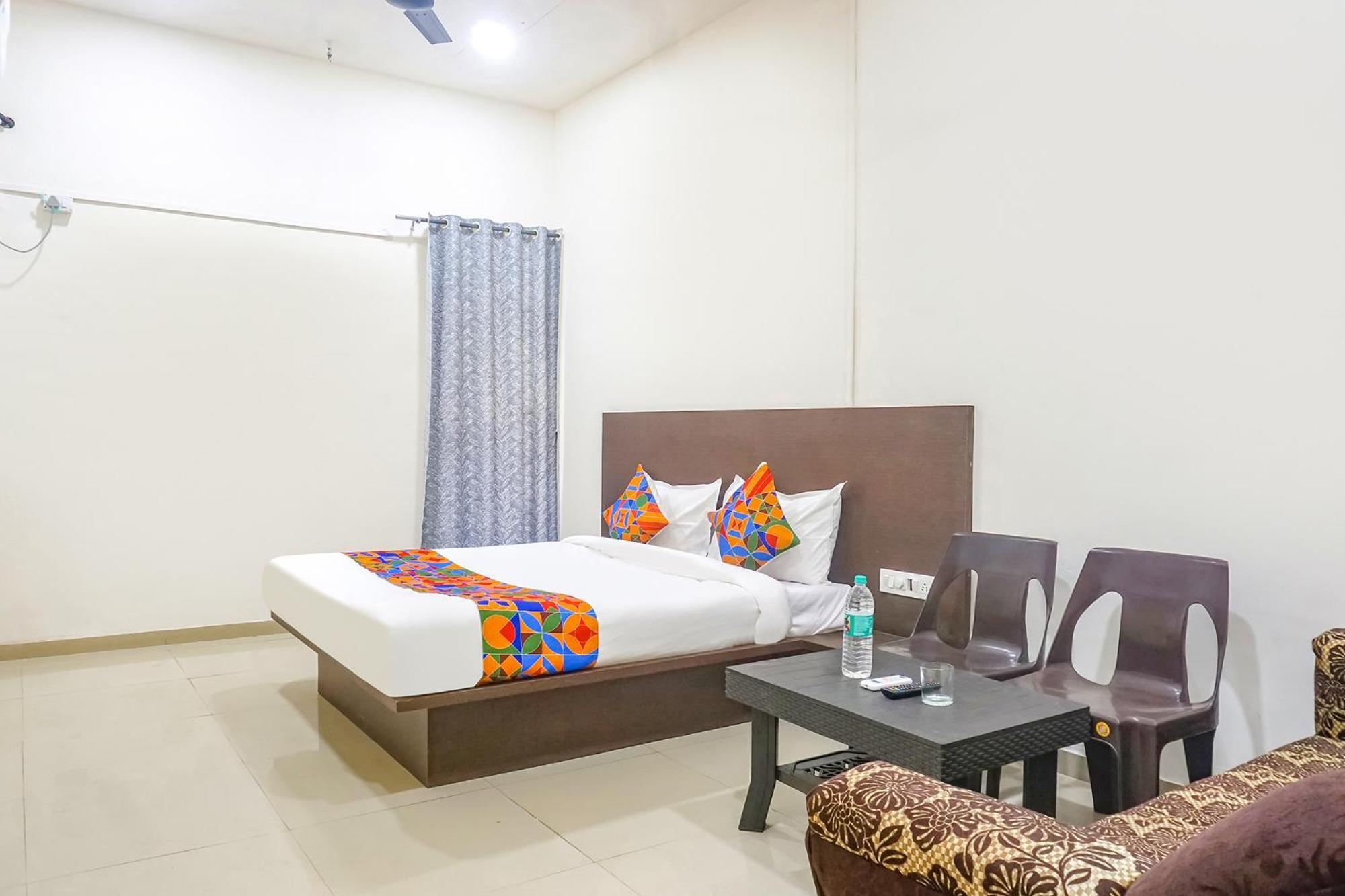 Fabhotel Om Sai - Nr Nashik Railway Station Dış mekan fotoğraf